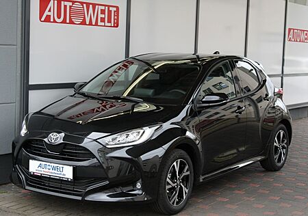 Toyota Yaris 1.5 Hybrid Teamplayer + Comfort-Paket