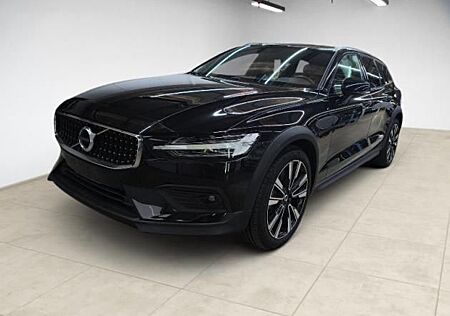 Volvo V60 CC V60 B5 Cross Country PRO*AHK*VOLL-LED*KAM*BLIS