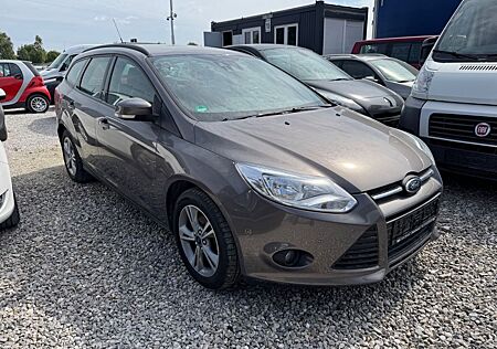 Ford Focus .Navigation ,Klimaautomatik ,Sitzheizung!