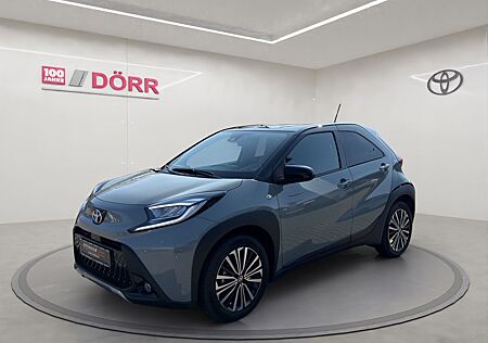Toyota Aygo (X) S-CVT Explore | JBL