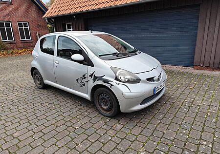 Toyota Aygo (X) Aygo (X) 1,0 -