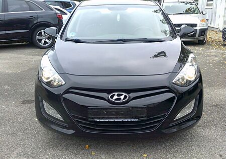 Hyundai i30 FIFA World Cup Edition Navi Shz Kamera