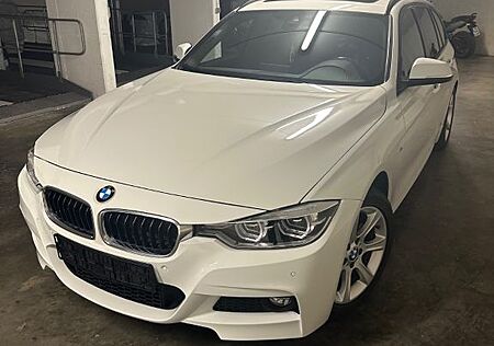 BMW 320d Touring M Paket AHK Panorama Alcantara Navi