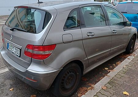 Mercedes-Benz B 200 CDI -