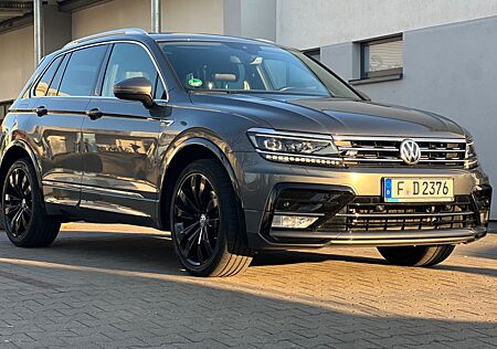 VW Tiguan Volkswagen 2.0 TDI R-line SCR 190Ps DSG 4 High Pano
