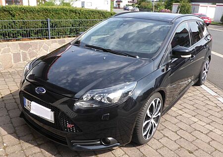 Ford Focus 2,0 EB ST Leder-Sport-Paket Turnier ST