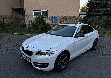 BMW 220d Sport line/TUV neu/Schiebedach