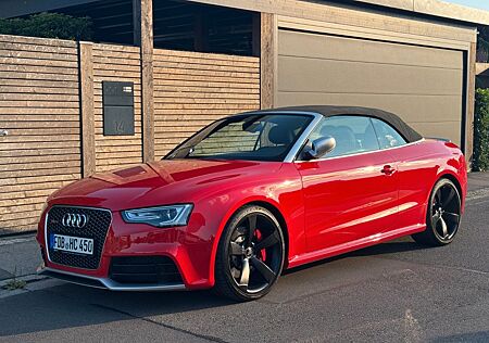 Audi RS5 Cabriolet V8 Traumwagen Scheckheft Voll