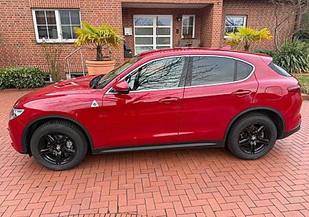 Alfa Romeo Stelvio Super Q4 SHZ AHK MEMORY NAVI XENON
