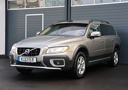 Volvo XC 70 XC70 3.2 AWD/LPG/4xSHZ/TOTW/MEMORY/KAMERA/R16