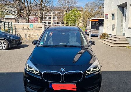 BMW 2er 220 Gran Tourer 220i Steptronic Advantage Ad...