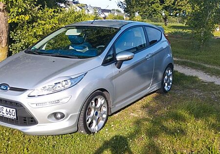 Ford Fiesta 1,6 Ti-VCT Sport EİNZELSTÜCK Indiv. I...