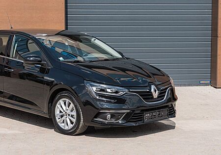 Renault Megane TCe 140 GPF Limited Limited