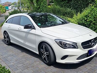 Mercedes-Benz CLA 180 Shot.-Brake Panoramadach