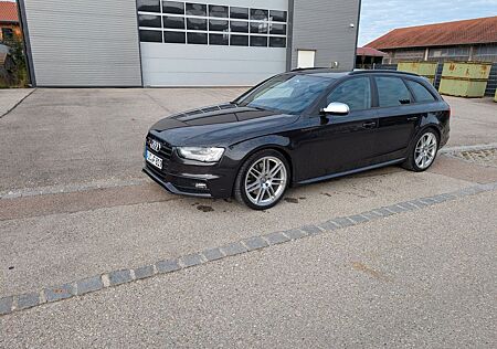 Audi S4 3.0 TFSI quattro Avant - B&O AHK Pano 2.Hand