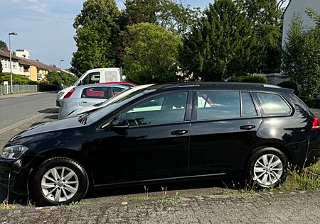 VW Golf Volkswagen 1.2 TSI 63kW BMT Trendline Variant Tren...