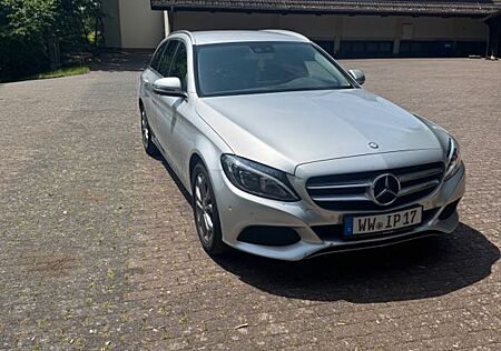 Mercedes-Benz C 180 T AVANTGARDE AVANTGARDE