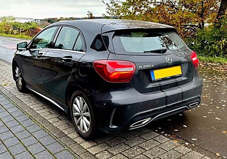 Mercedes-Benz A 200 d AMG Line Automatic