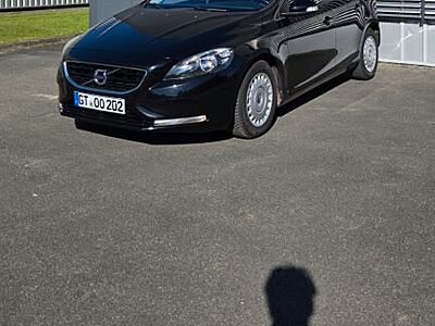 Volvo V40 D2