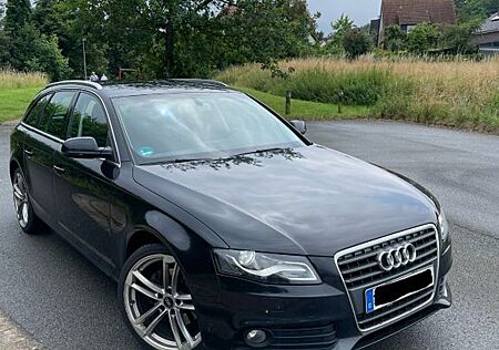 Audi A4 2.0 TDI (DPF) Avant Bi-Xenon