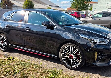 Kia Cee'd / Ceed 1.6 T-GDI DCT GT