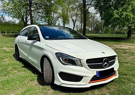 Mercedes-Benz 220 CLA