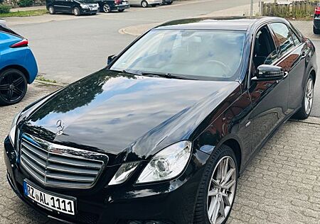 Mercedes-Benz E 200 CDI BlueEFFICIENCY -
