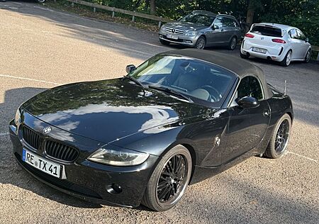 BMW Z4 2.2i - 19zoll, Billstein Sportfahrwerk, Alpin