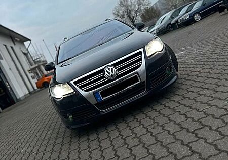 VW Passat Variant Volkswagen 2.0 TDI DSG 125kW R-Line ...