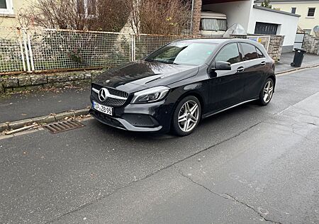 Mercedes-Benz A 180 AMG Line Apple CarPlay/Kamera/KeylessGo