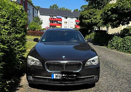 BMW 750Li xDrive -