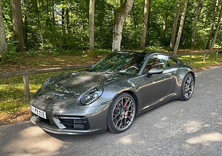 Porsche 992 Carrera 4S Coupé Carrera S achatgraumetallic