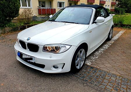 BMW 118i Cabrio Klima Xenon Leder Service ge. 2Hand