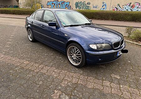 BMW 320i E46 Limo 6Zylinder Automatik Xenon Navi PDC