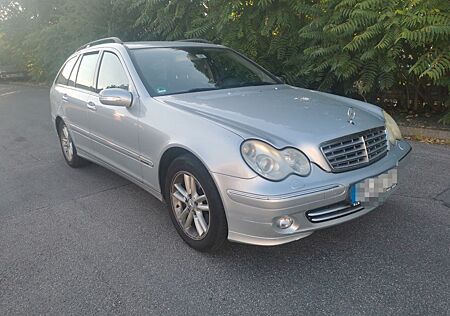 Mercedes-Benz C 220 CDI T Model=Sport Edition=8 Bereift=Leder=