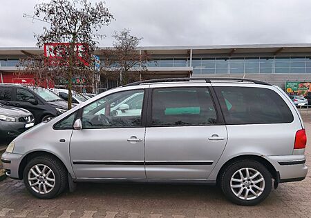 VW Sharan Volkswagen 1.9TDI 96kW DPF TÜV Highline AHK Klima