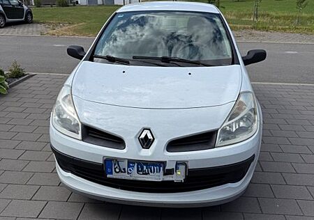 Renault Clio Dynamique 1.2 16V 75 Dynamique
