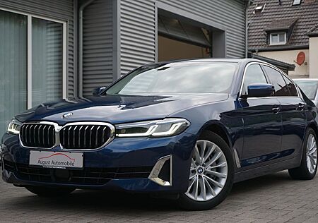 BMW 530d Luxury DriAsProf ParkAs LiCockpPr Laser HUD