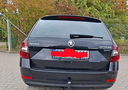 Skoda Octavia 2.0 TDI DSG CLEVER Combi CLEVER
