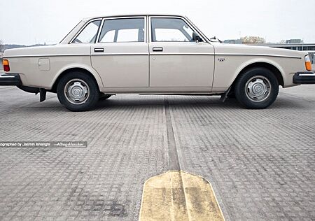 Volvo 244 DL