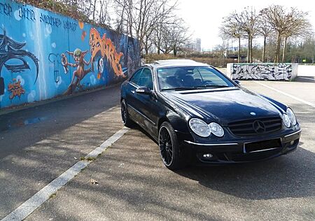 Mercedes-Benz CLK 220 CDI AVANTGARDE Avantgarde