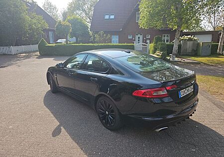 Jaguar XF 3.0 L V6 Diesel S - Motor nur 120.000 KM