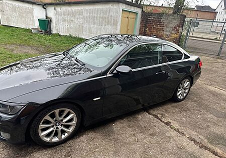 BMW 325i Coupé -
