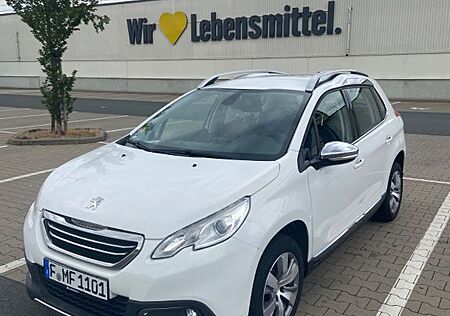 Peugeot 2008 Style BlueHDi 100 Style