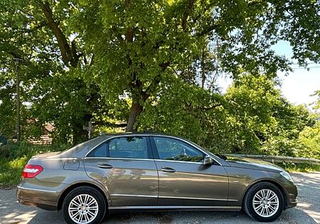 Mercedes-Benz E 350 CDI BlueEFFICIENCY ELEGANCE