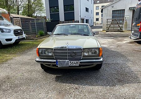 Mercedes-Benz CE 230