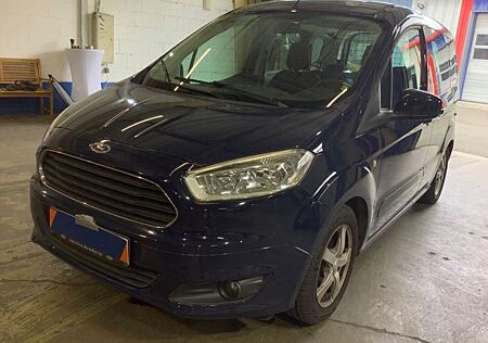Ford Tourneo Courier 7 SITZER/ 1.HAND/AHK/STANDHEIZ