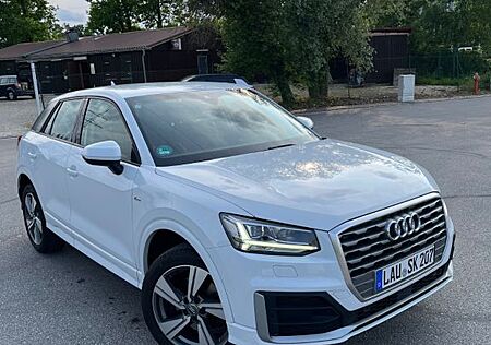 Audi Q2 1.4 TSFI/S-LINE/UNFALLFREI/3.HAND