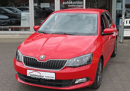 Skoda Fabia Drive PDC GRA SITZH. CLIMATRONIC 16ZOLL