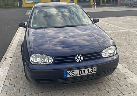 VW Golf Volkswagen 4 Comfortline 1.4 Top Zustand